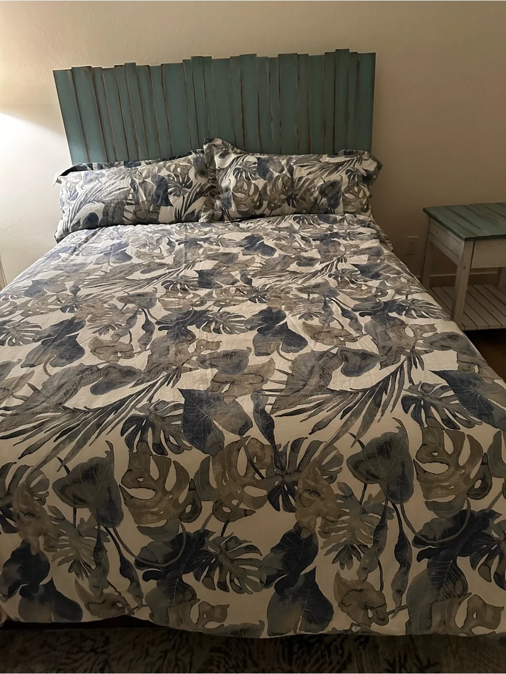 Tommy Bahama Blue/Green and Cream Tropical Leaf Duvet Cover Set
